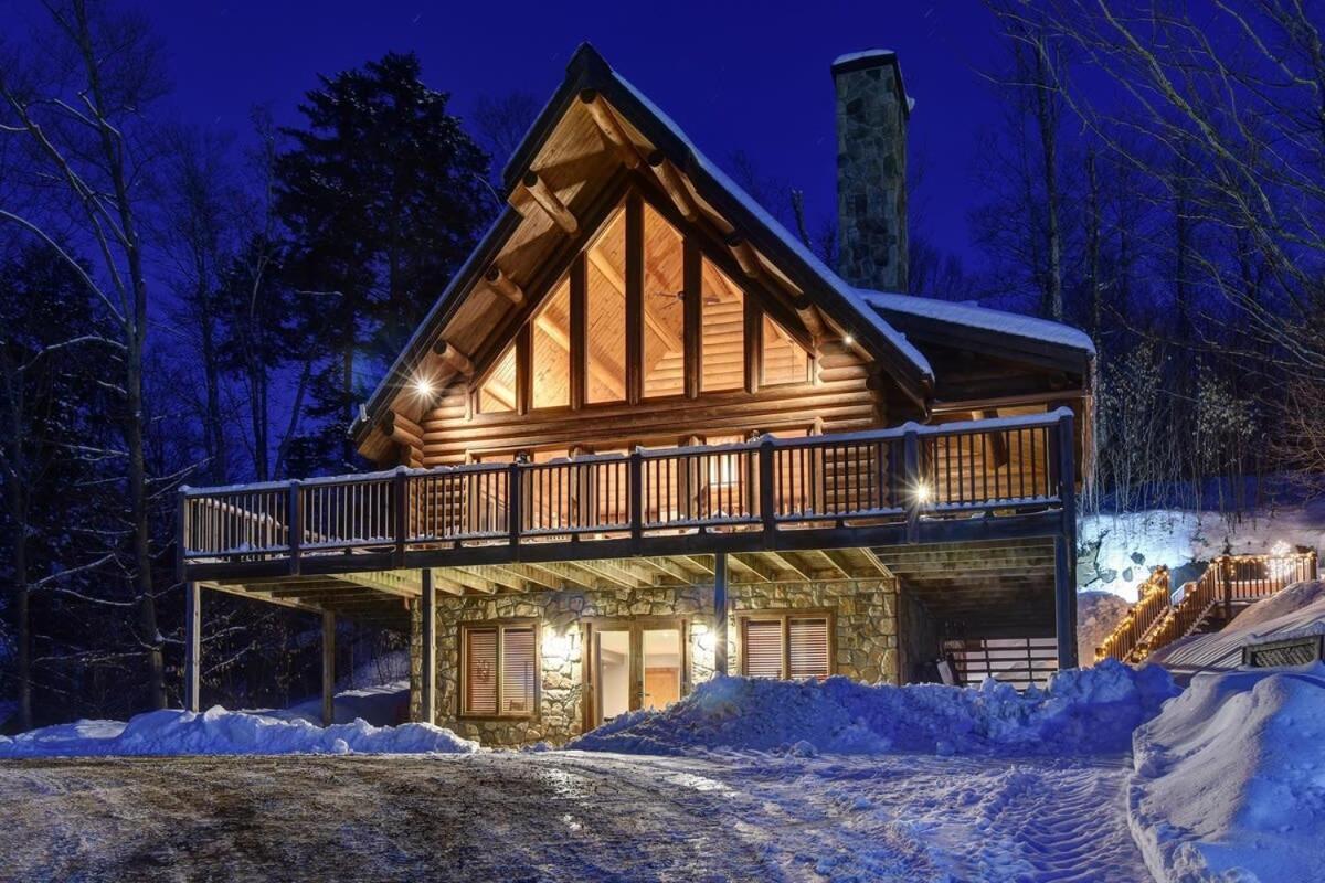 Chic Familiale, Relaxant Avec Spa En Montagnes Labelle Εξωτερικό φωτογραφία