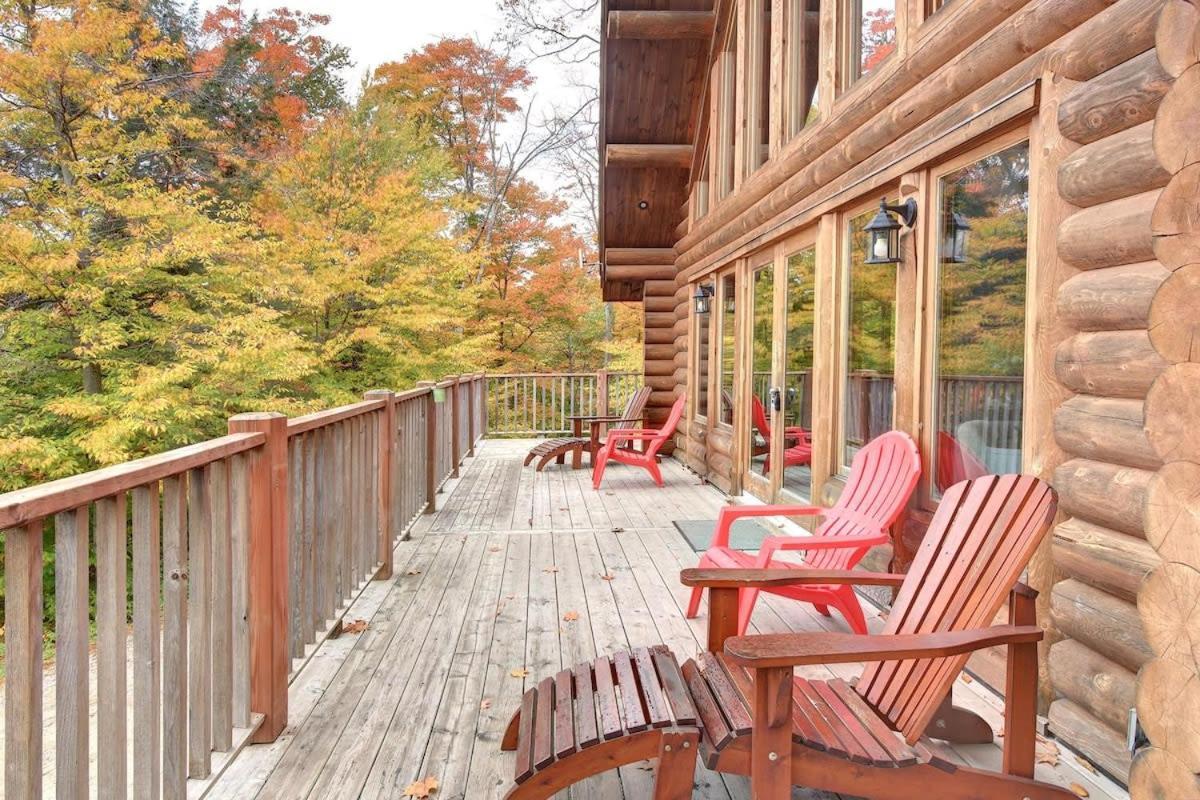 Chic Familiale, Relaxant Avec Spa En Montagnes Labelle Εξωτερικό φωτογραφία