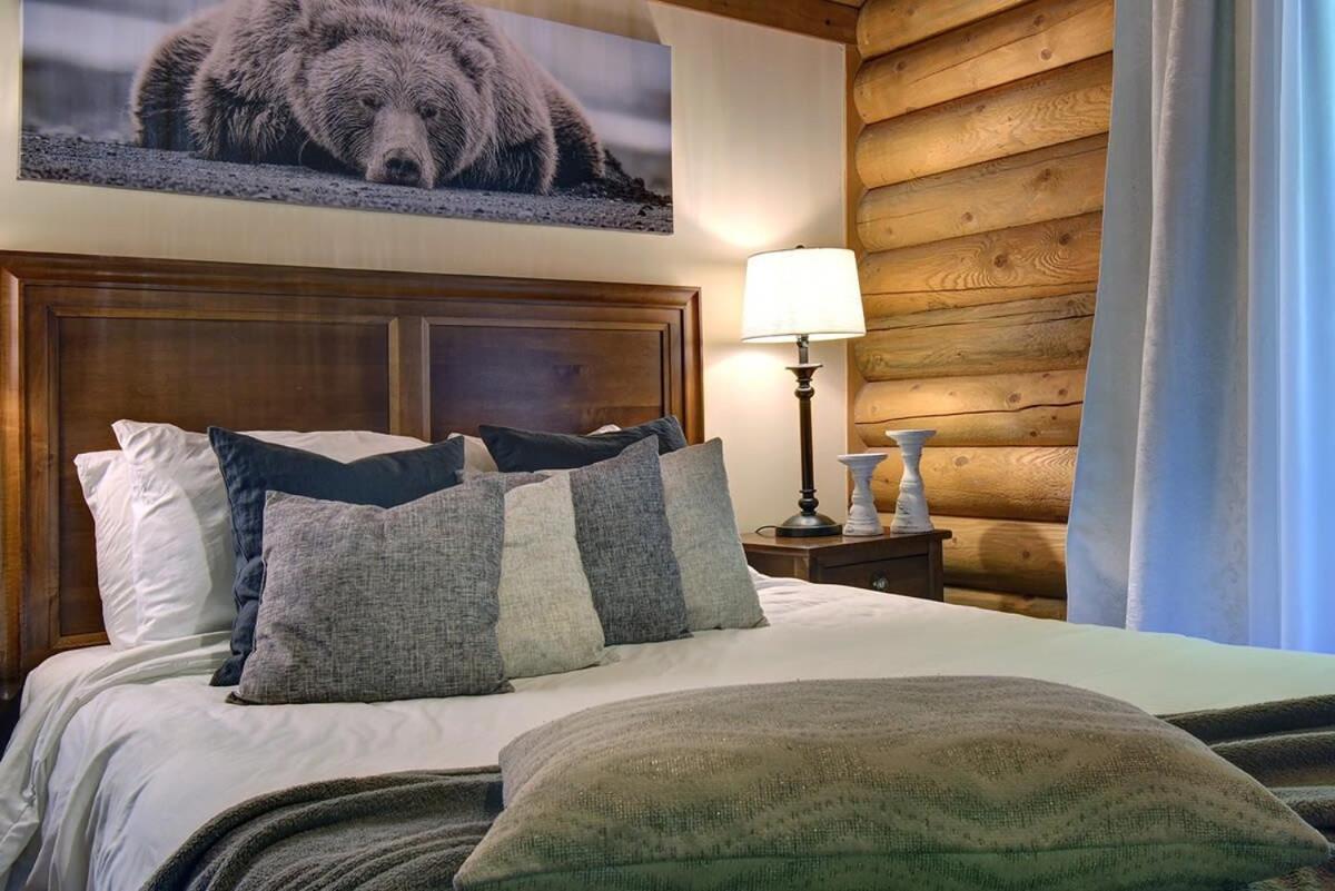 Chic Familiale, Relaxant Avec Spa En Montagnes Labelle Εξωτερικό φωτογραφία