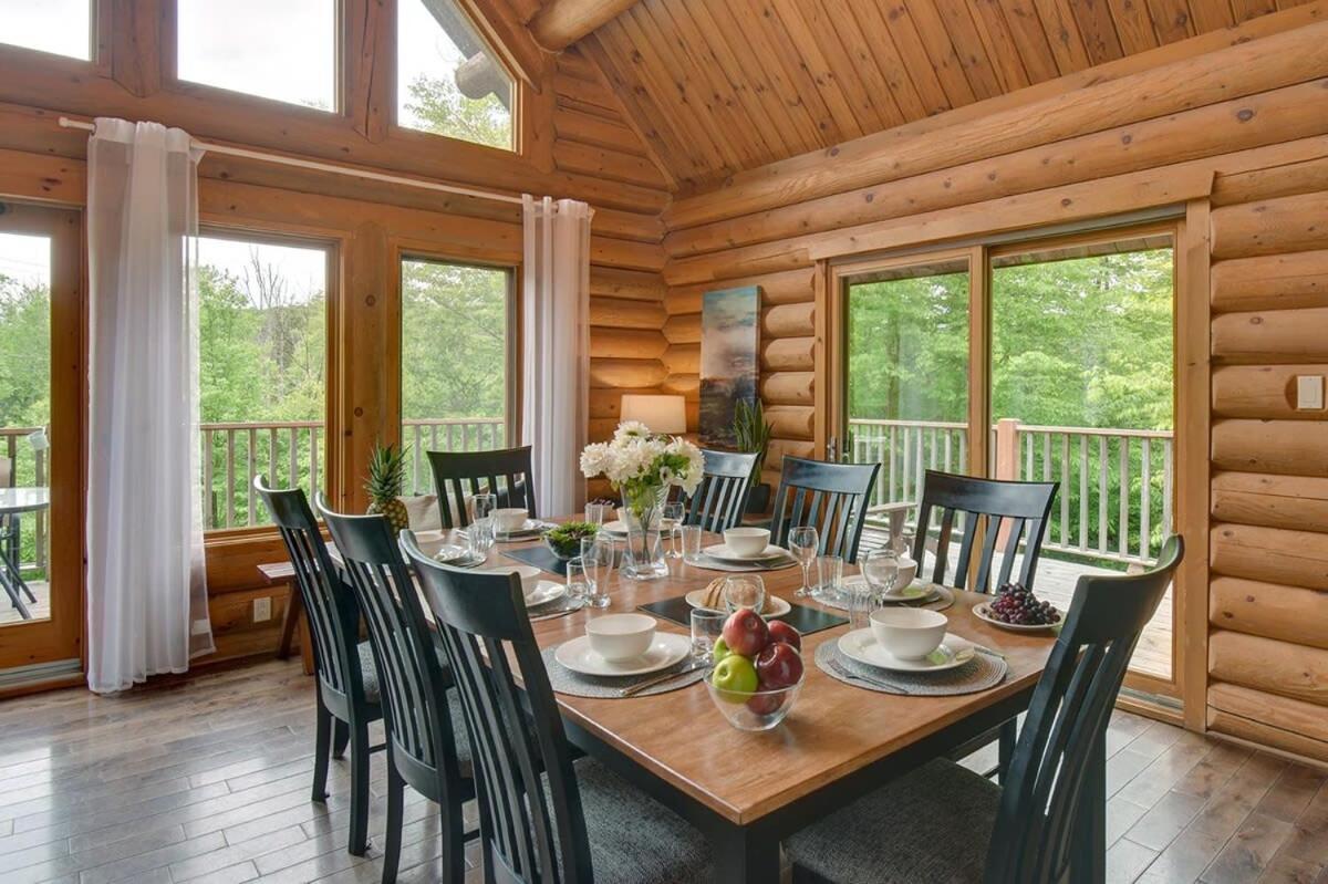 Chic Familiale, Relaxant Avec Spa En Montagnes Labelle Εξωτερικό φωτογραφία