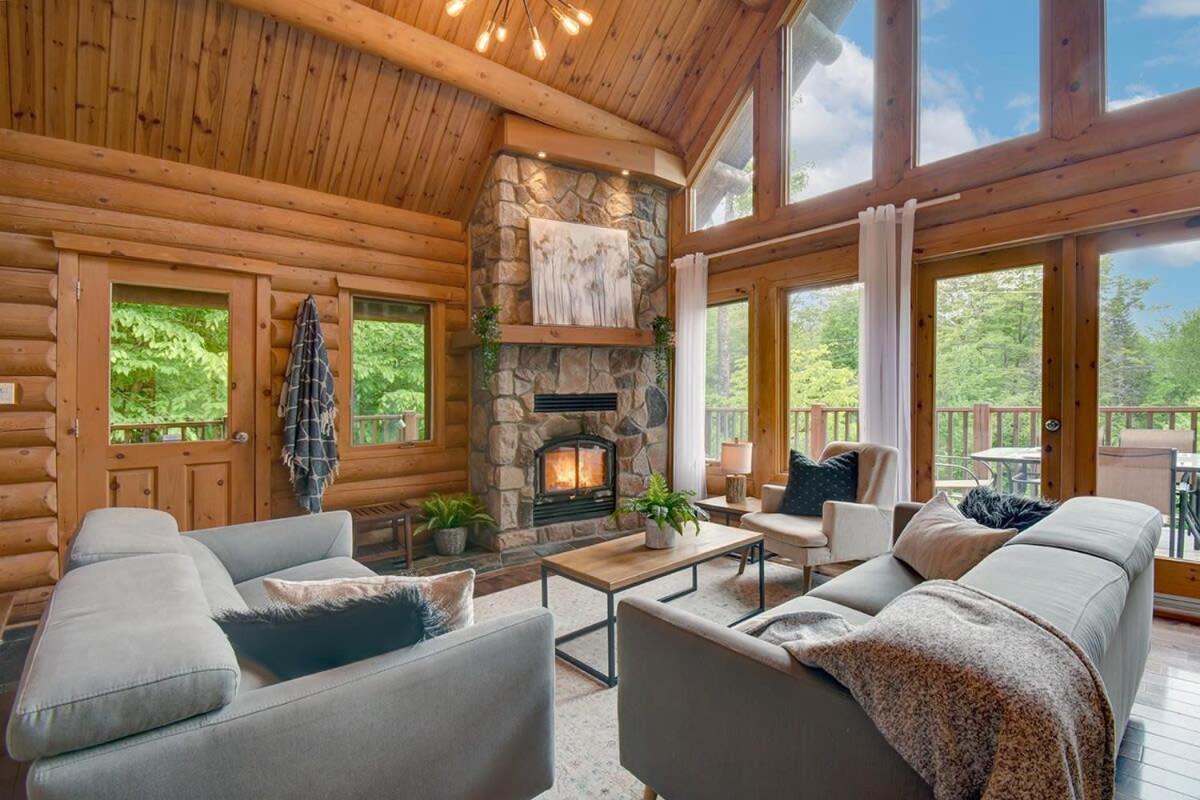 Chic Familiale, Relaxant Avec Spa En Montagnes Labelle Εξωτερικό φωτογραφία